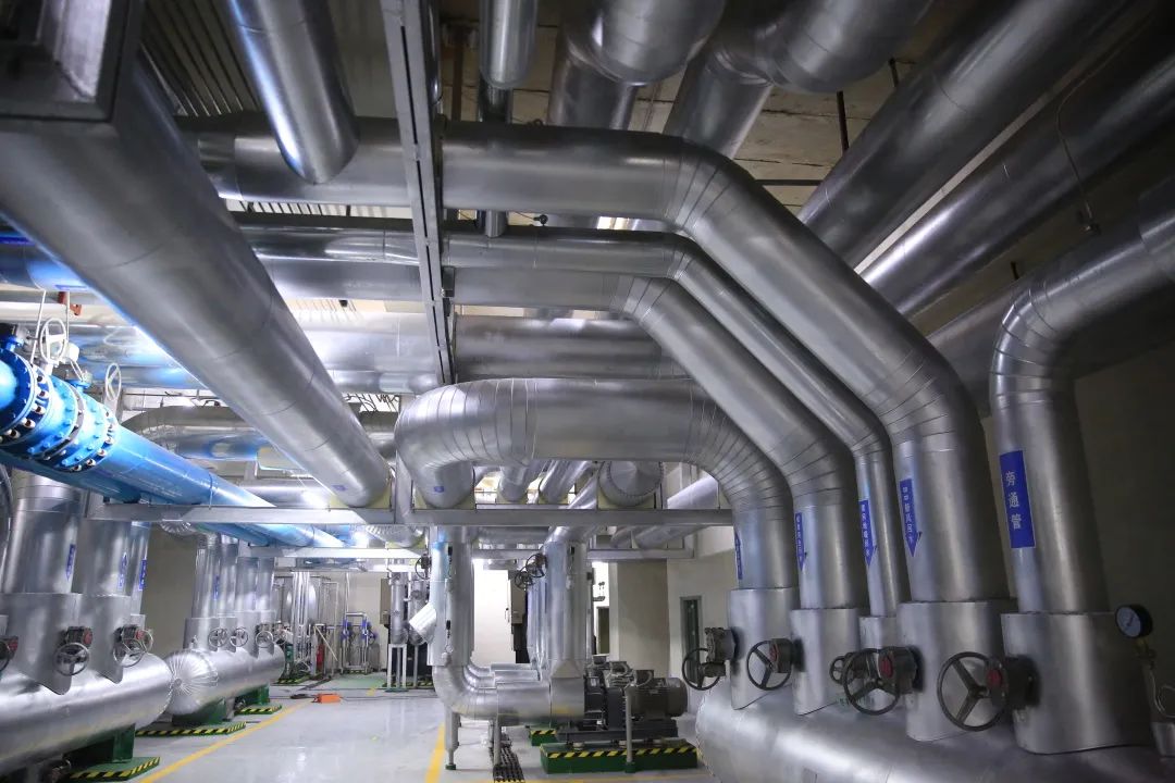 中央空調(diào)高效機(jī)房標(biāo)準(zhǔn)是什么,高效機(jī)房有標(biāo)準(zhǔn)嗎?